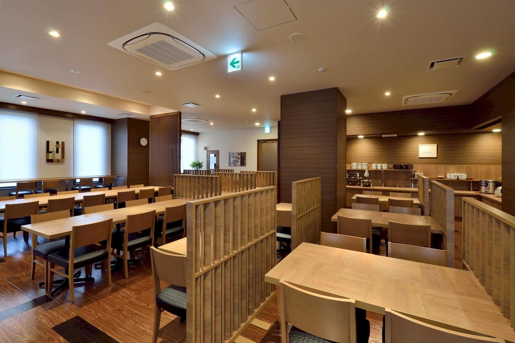 Hotel Route-Inn Saiki Ekimae Exterior foto